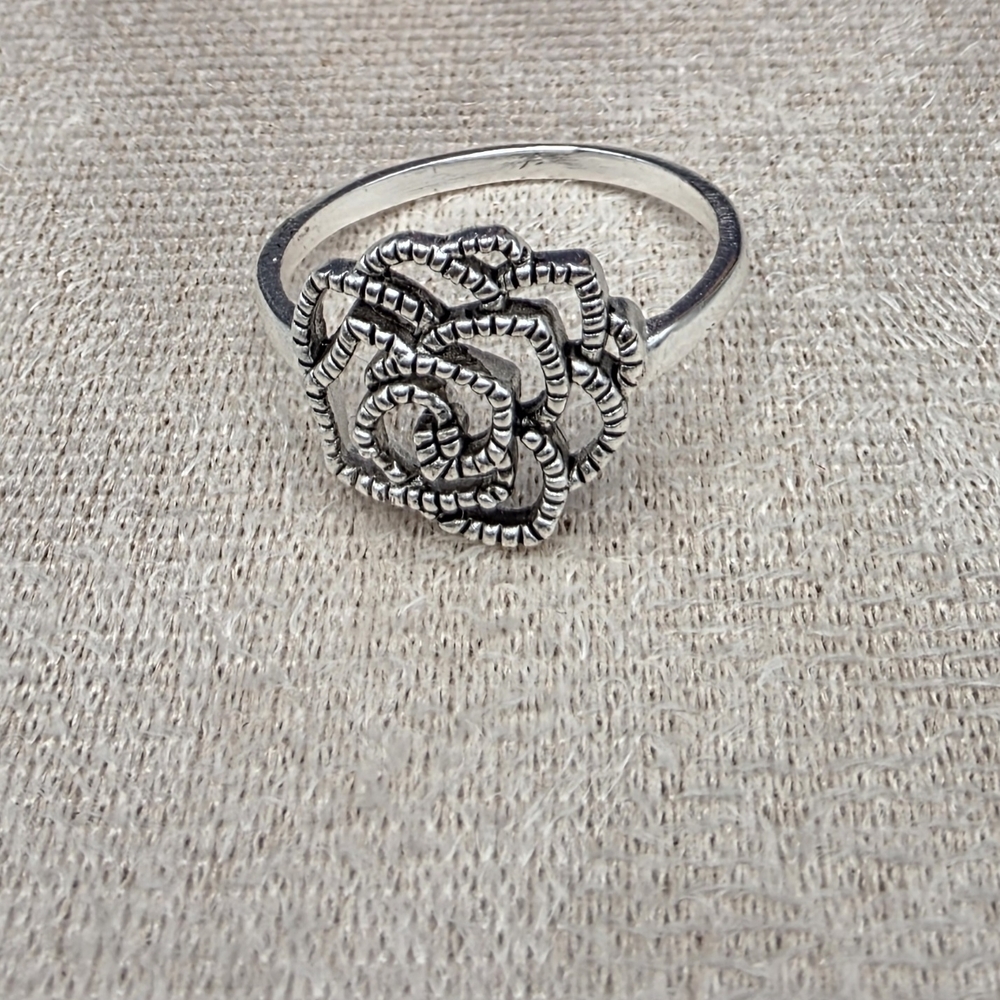 Sterling Silver Rose Ring (1160)